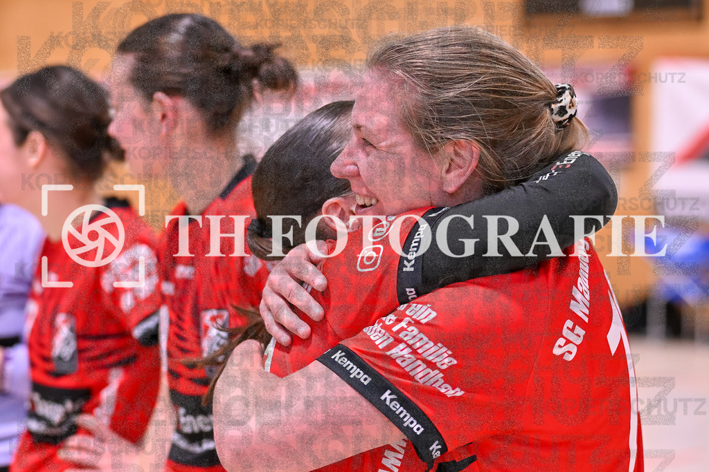 GER, SG Maulburg/Steinen - HB Kinzigtal, Handball, Suedbadenliga, 22. Spieltag, Saison 2023/2024, 27.04.2024 | Sharena Hasler (SG Maulburg/Steinen, #77), Sabrina Gruber (SG Maulburg/Steinen, #71) 

GER, SG Maulburg/Steinen - HB Kinzigtal, Handball, Suedbadenliga, 22. Spieltag, Saison 2023/2024, 27.04.2024

Foto: TH Fotografie/Thomas Hess