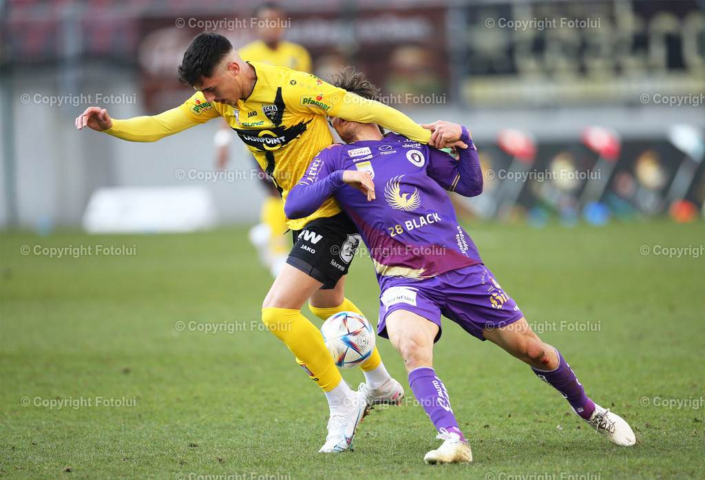 A_LUI_05032023_12 | SPORT,FUSSBALL,ADMIRAL BUNDESLIGA AUSTRIA KLAGENFURT-SCR ALTACH 05.03.2023
IM BILD: SIMON STRAUDI (KLAGENFURT) UND MARCO LAZETIC  (ALTACH) BILD:FOTOLUI/MW