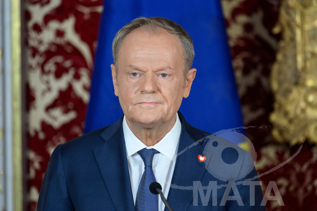 _DWA0424 | Politiker Donald Tusk (Civic Coalition), Ministerpräsident der Republik Polen, während eines Pressestatements in der Münchner Residenz vor der Verleihung des Ewald-von-Kleist-Preises. Der diesjährige Ewald-von-Kleist-Preis wird am Rande der Münchner Sicherheitskonferenz 2026 an das ukrainische Volk vergeben. München, 14.02.2026 Bayern Deutschland - Realisiert mit Pictrs.com