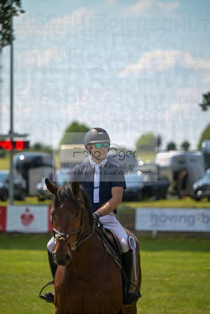 Reitturnier Voxtrup | Entdecke hochwertige Reitturnierfotos von Foto Oger. Professionell, emotional und authentisch – jetzt Lieblingsmomente im Shop bestellen.Deutschlandweite Turnierfotografie. - Realisiert mit Pictrs.com