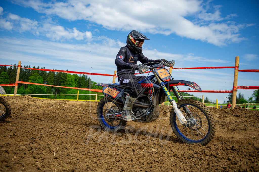 Ra2 (25) | Paeschuphoto Shop - Wer nicht sucht der auch nicht findet.Ob Motocrossbilder oder von einem besuchtem Spiel, Hauptsache Action. - Realisiert mit Pictrs.com