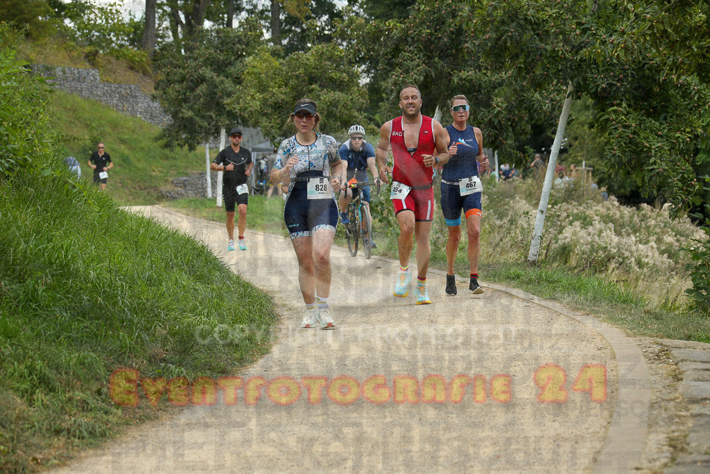 250824_1345_EX1_3550 | Sportfotografie im Rhein-Sieg Kreis, Köln, Bonn, NRW, Rheinland Pfalz, Hessen, etc. Unser Tätigkeitsfeld umfasst den Laufsport vom Volkslauf über den Marathon, Duathlon, Triathon bis zum Ultralauf wie Kölnpfad Ultra oder Schindertrail.
