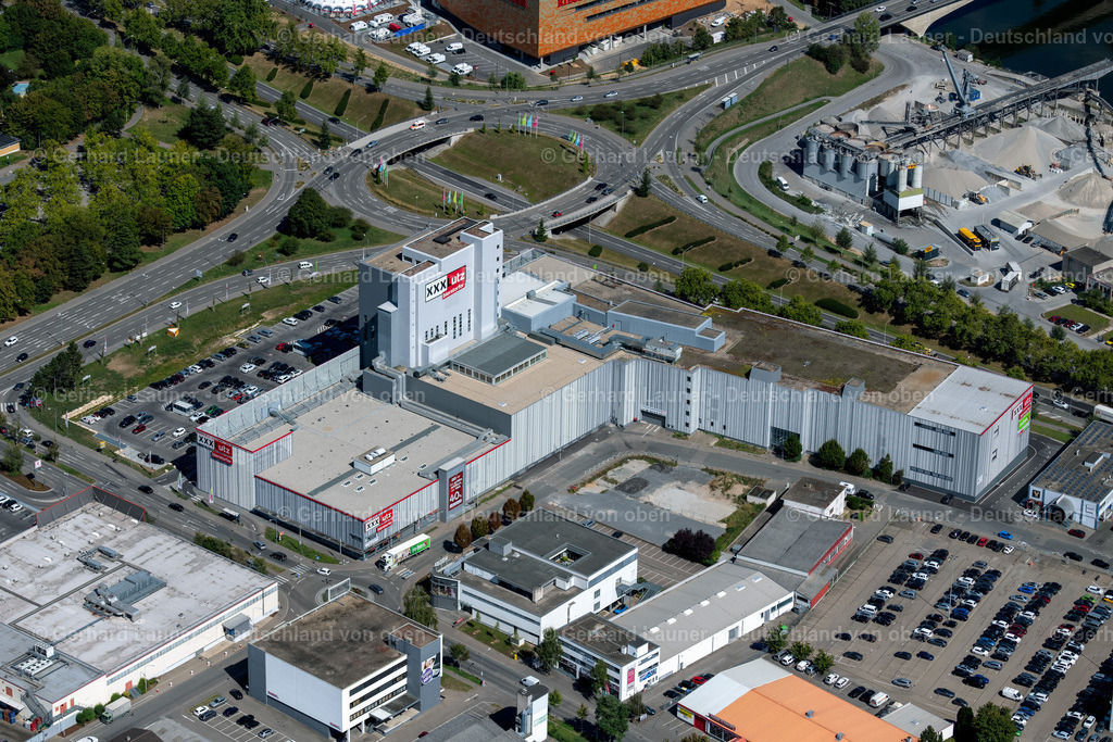 3902603 | Möbelhaus XXXLutz und Möma, Heilbronn