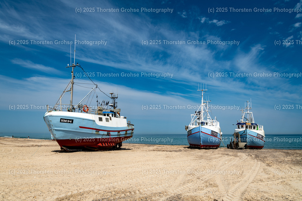 Thorup Strand, Denmark, 2023 | Thorup Strand is a natural harbour, Denmark's last coastal berth and the largest in Northern Europe. Thorup Strand ist ein Naturhafen, es ist der letzte Küstenanlegeplatz Dänemarks und der größte Nordeuropas. - Realisiert mit Pictrs.com