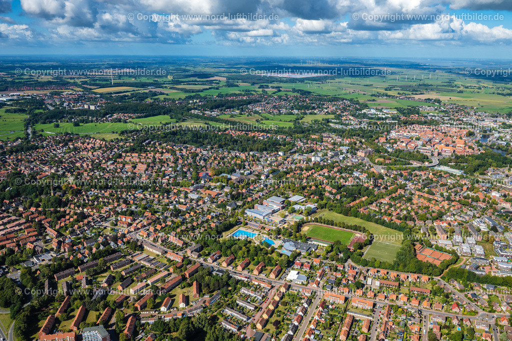 Stade_Campe_Köhnshöhe_Freibad_Güldenstern_Sportplatz_ELS_2105200922 | STADE 20.09.2022 Sportplatz- Fussballplatz " VFL Stade Güldenstern " in Campe im Bundesland Niedersachsen, Deutschland. // Sports grounds and football pitch " VFL Stade Gueldenstern " in Campe in the state Lower Saxony, Germany. Foto: Martin Elsen