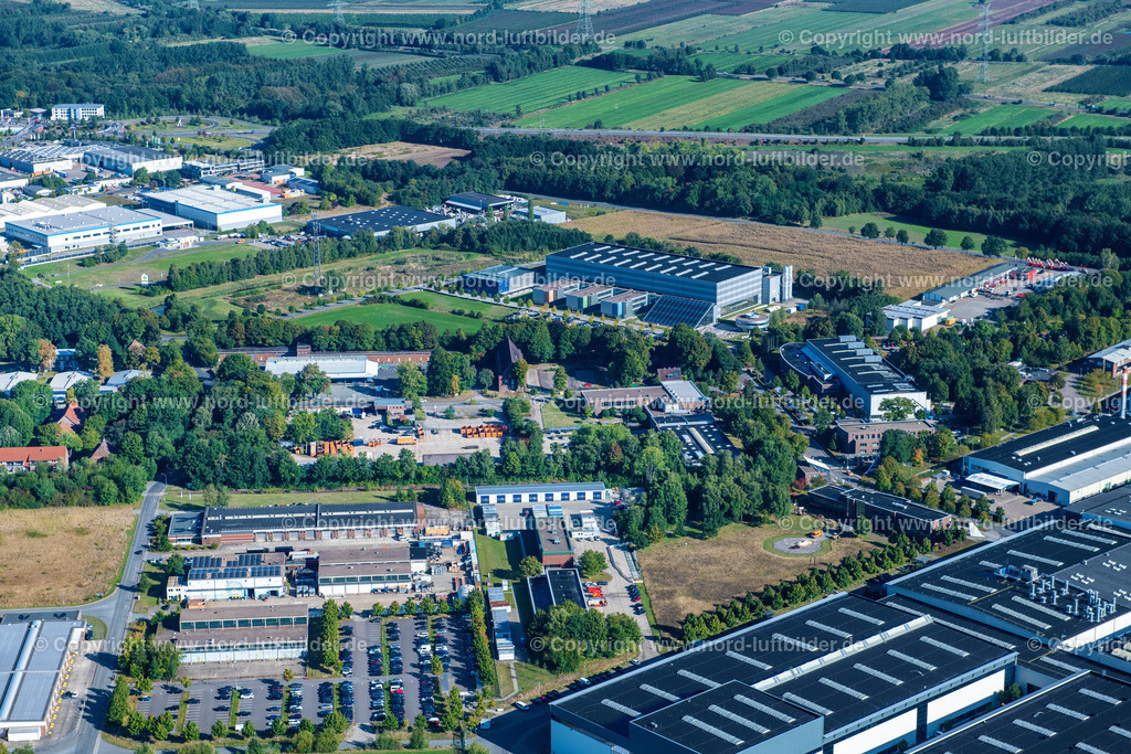 Stade_Cfk_Nord_ELS_4101220922 | STADE 22.09.2022 Firmengelände der CFK Nord mit Hallen, Firmengebäuden und Produktionsstätten im Ortsteil Ottenbeck in Stade im Bundesland Niedersachsen, Deutschland. // Company grounds and facilities of CFK Nord in the district Ottenbeck in Stade in the state Lower Saxony, Germany. Foto: Martin Elsen