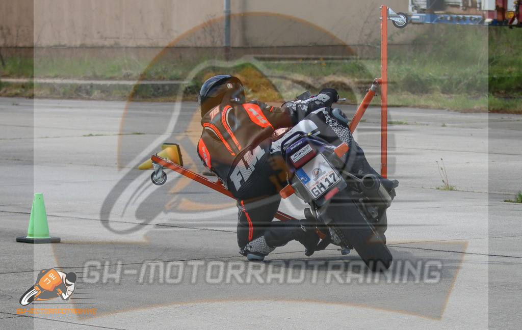 IMG_9632 | gh-motorradtraining-foto.de - Realisiert mit Pictrs.com