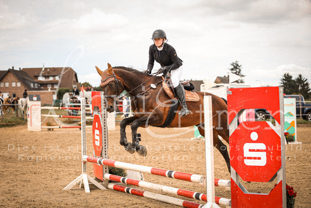 06.SoSpWB00384 | Leoni Ertmer Photography - Realisiert mit Pictrs.com