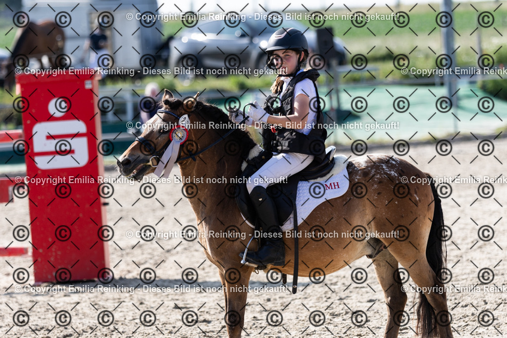 CL5A1244 | Emilia Reinking Fotografie - Realisiert mit Pictrs.com