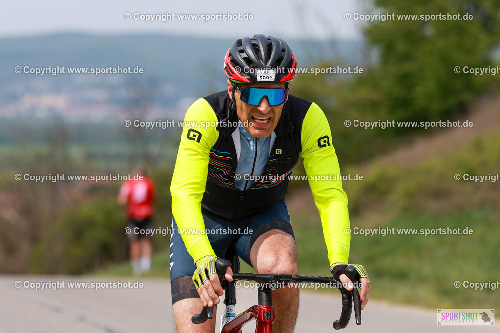 119_AR6_1056 | Neusiedlersee Radmarathon 2026@sportshot_your_pictrs #yourpictures#roadtowm2029 #nrm #neusiedlerseeradmarathon #neusiedlersee #neusiedlerseetourismus #burgenland #mörbisch #nrm26 #burgenlandtourismus #voglundco #poweredbyburgenlandtourismus #radsport #rad #marathon #ucigranfondo #visitburgenland #ucigranfondoworldseries