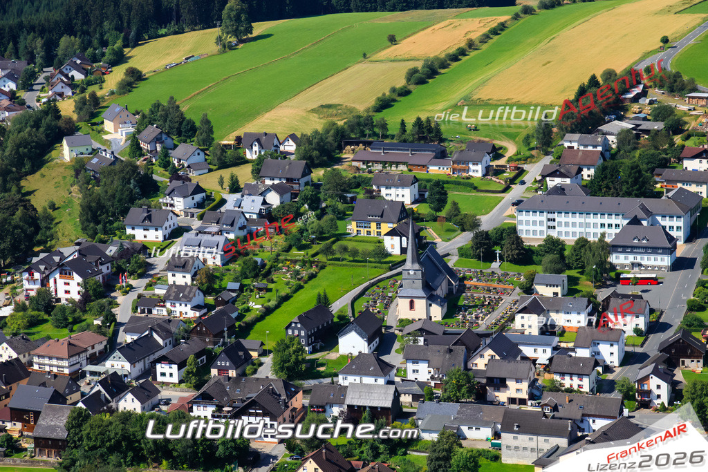 Die Luftaufnahme Windheim - Steinbach wurde vom UL-Flugzeug (keine Drohne) aus fotografiert.Hohe Druck- Auflösung-die Geschenkidee!