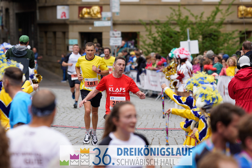 VR Bank Hauptlauf 10km | 3königslauf 2022 VR Bank Hauptlauf - Realisiert mit Pictrs.com