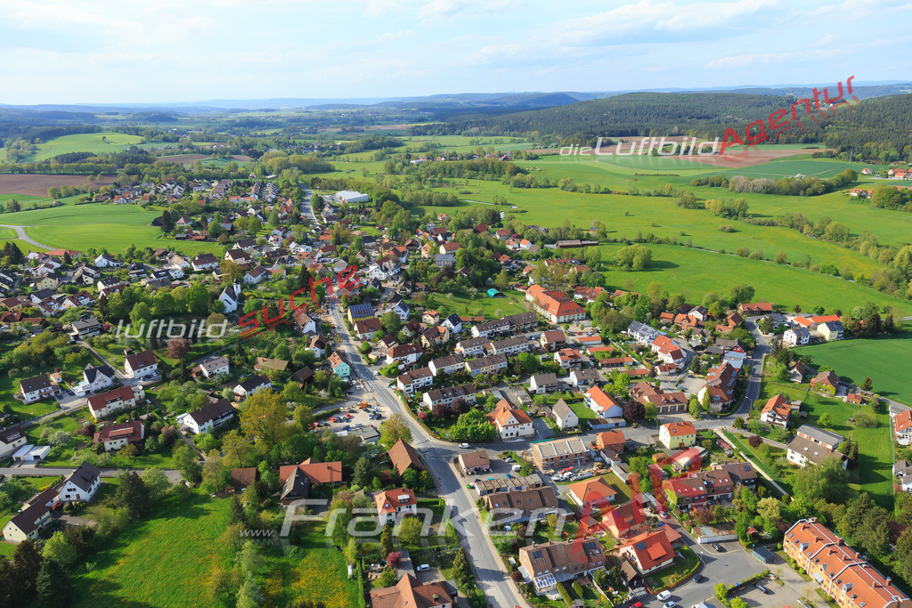 Luftbild von  Heinersreuth - Luftaufnahme wurde 2015 von https://frankenair.de mittels Flugzeug (keine Drohne) erstellt - die Geschenkidee