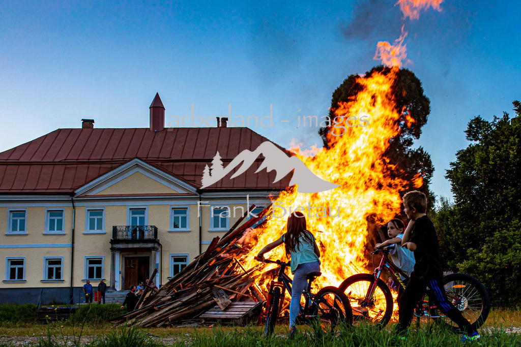 OE7A5443 | das Herrenhaus, Schloss Ludwigsthal, bietet immer wieder einen einzigartigen Hintergrund für zahlreiche Veranstaltungen