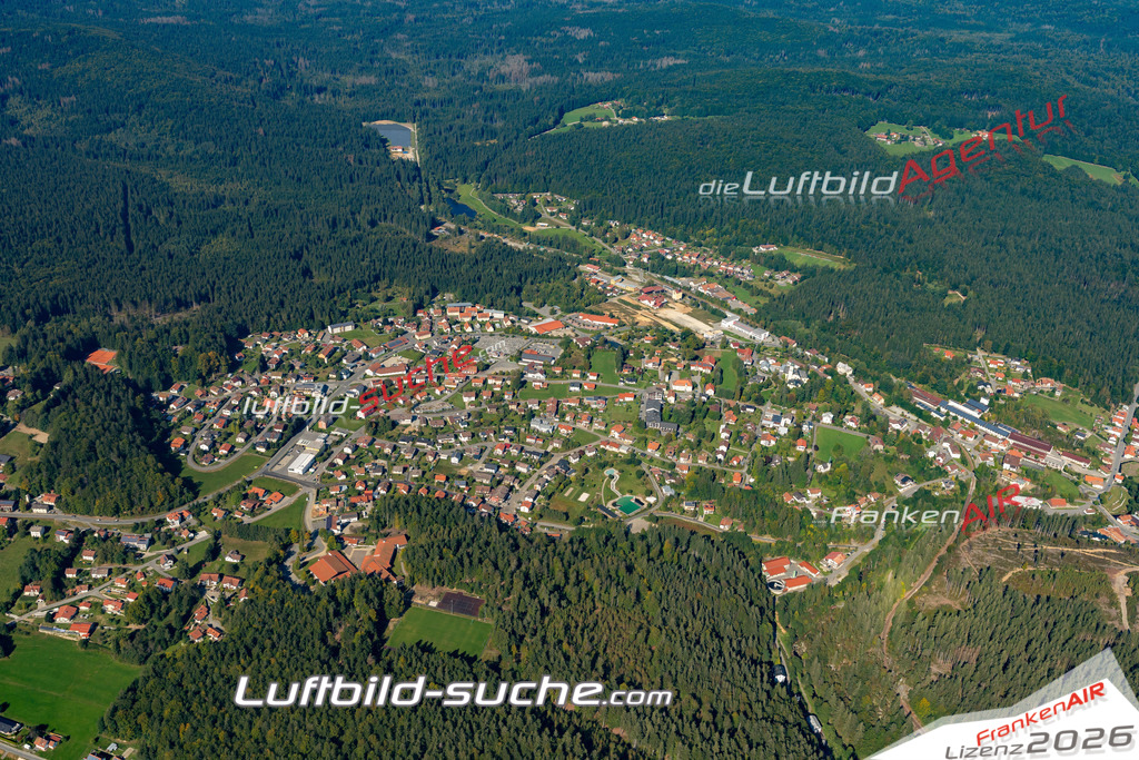 Aktuelles Luftbild von  Spiegelau Kauf mit Lizenz / Bildrechten möglich- Die Luftaufnahme wurde 2021 mittels UL-Flugzeug erstellt ( keine Drohne ) - hochauflösende Kamera-Systeme von  Canon -Beste Qualität - Für grossformatige Ausdrucke geeignet. Die Geschenkidee !