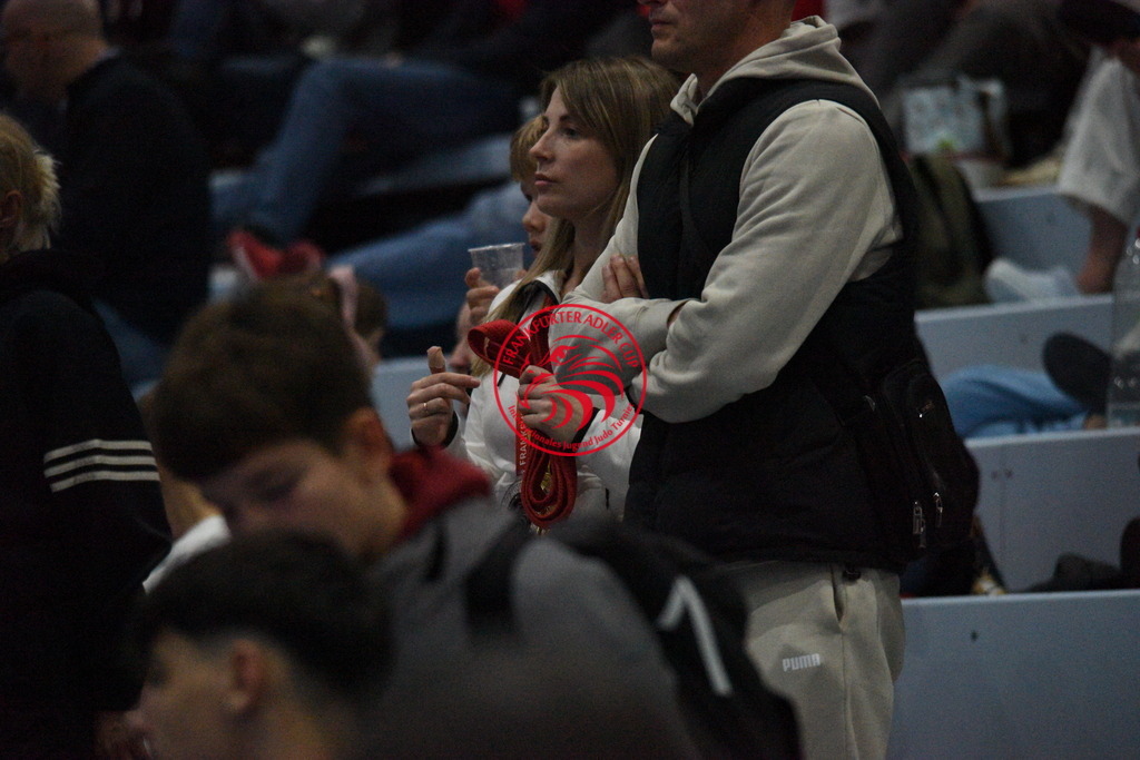 PJL_6946 | Fotos vom Adler Cup - Pictures from Adler Cup

Hier findet Ihr alle Eindrücke und großen Momente der Adler Cup Wochenenden. Here you will find all impressions and great moments of the Adler Cup weekends. - Realisiert mit Pictrs.com