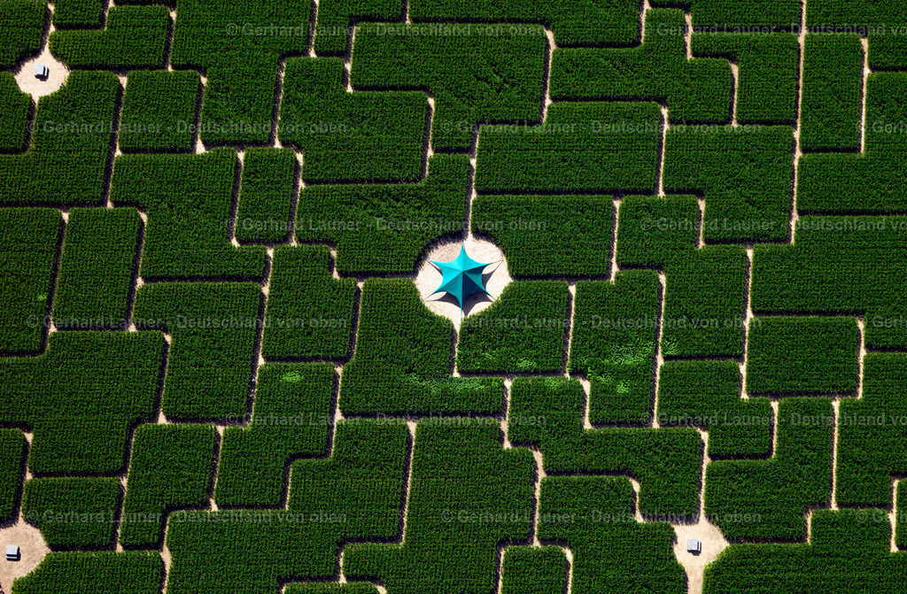 2706158 | Irrgarten Burg  bei Bubenheim