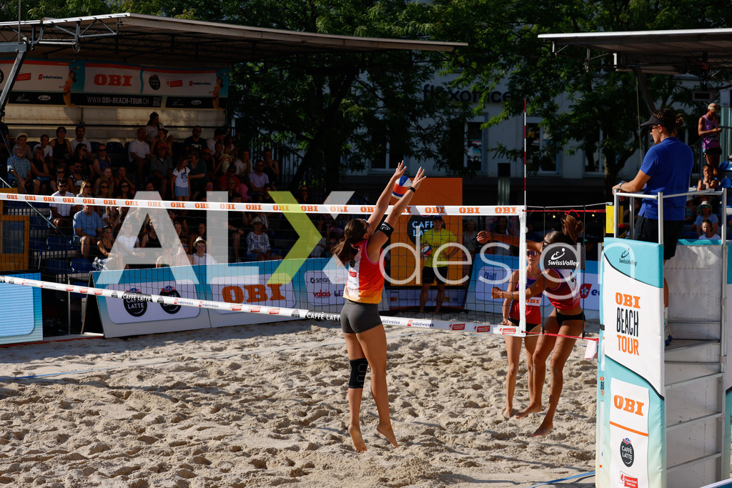 Obi BeachTour 2026 - Basel | BASEL, SWITZERLAND - JULY 17: FIONA PROBST (SUI) attack / spike against LIVIA STOLZ (SUI) during the Obi BeachTour 2026 match between WANDELER / STOLZ (SUI) and GRÜNIG / PROBST (SUI) at Barfüsserplatz on July 17, 2026 in Basel, Switzerland. - Realisiert mit Pictrs.com
