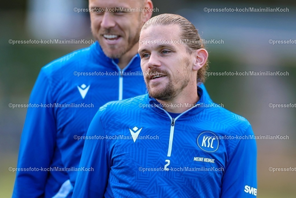 KSC02092502081 | 02.09.2025, Fußball, Training Karlsruher SC, 2. Fußball Bundesliga, Trainingsplatz am BBBank Wildpark Stadion Karlsruhe, Saison 2025 2026: Sebastian Jung (KSC #02) 