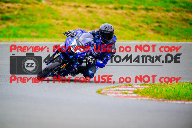 MaZZes_FotoMatrix_240726_6007705_9044 | R7