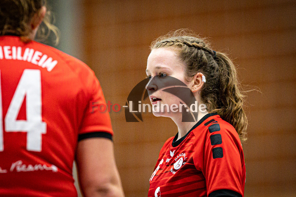 TSV Weilheim gegen TSV Murnau | Handball Bezirksoberliga Frauen Alpenvorland 2024/25, TSV Weilheim gegen TSV Murnau, 20250330,Chiara PADBERG (TSV Weilheim 26) Portrait, Freisteller,2025-03-30 in Weilheim (Weilheim, Am Hardt), Chiara PADBERG (TSV Weilheim 26)Copyright: WolfgangxLindner www.foto-lindner.de