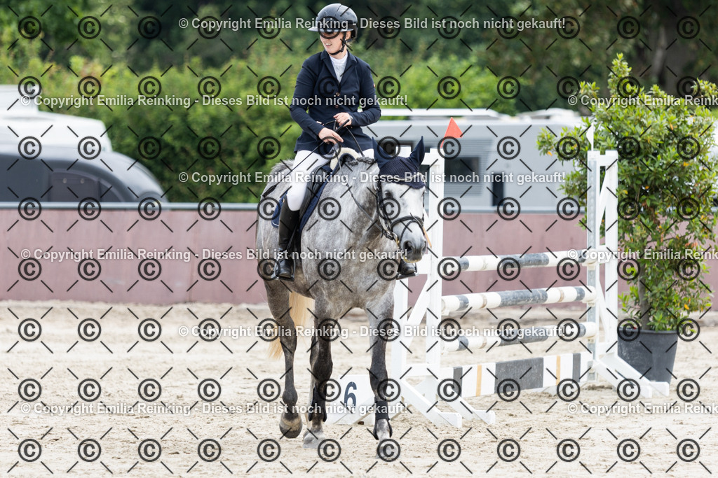 CL5A2108 | Emilia Reinking Fotografie - Realisiert mit Pictrs.com