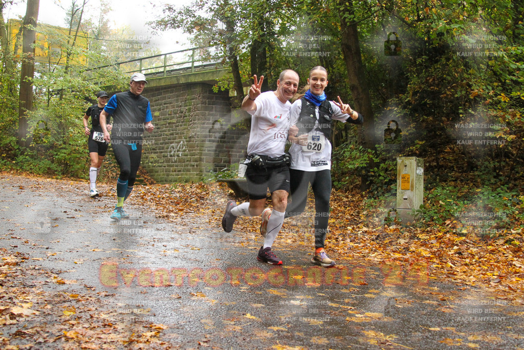 241027_1300_EV4_8134 | Sportfotografie im Rhein-Sieg Kreis, Köln, Bonn, NRW, Rheinland Pfalz, Hessen, etc. Unser Tätigkeitsfeld umfasst den Laufsport vom Volkslauf über den Marathon, Duathlon, Triathon bis zum Ultralauf wie Kölnpfad Ultra oder Schindertrail.