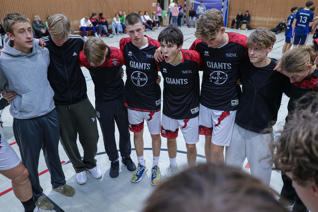 NBBL BAYER GIANTS vs Rostock Seawolves-2 | Fotos von Basketballspielen aus dem Raum NRW fotografiert von Gero Mueller-Laschet und Daniel Schaefer - Realisiert mit Pictrs.com