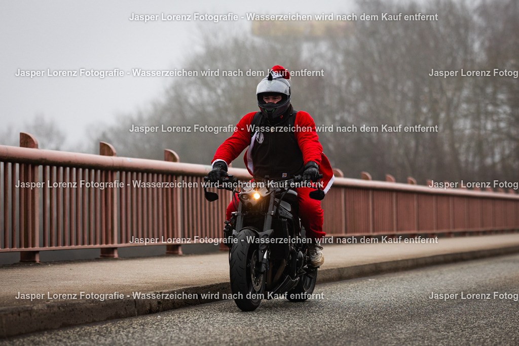 X-Mas Ride I Kiel I 2025 | Jasper Lorenz Fotografie - Realisiert mit Pictrs.com