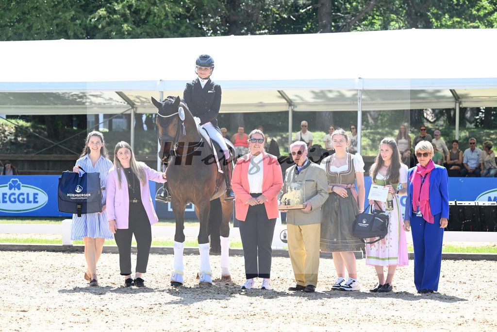 Schneider_Segantini FRH_11254443 | hf-fotografie - Realisiert mit Pictrs.com