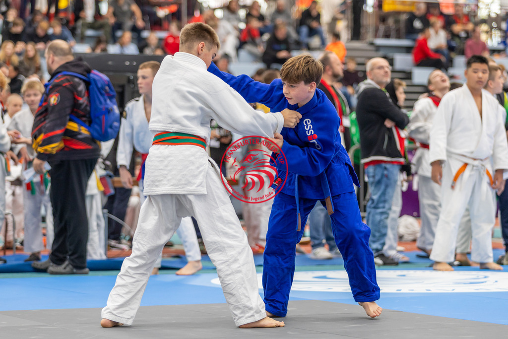 Internationaler Adler Cup 2024 | Foto vom Internationalen Adler Cup Judo Turnier im Sport- und Freizeitzentrum Kalbach im Oktober 2024 - Realisiert mit Pictrs.com