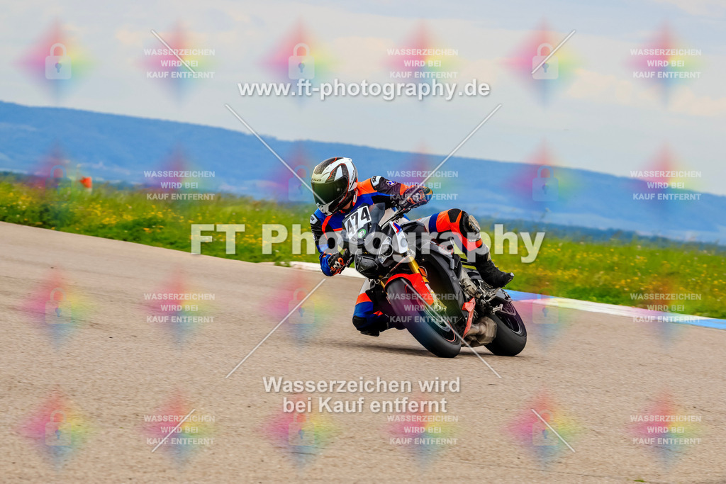 MotoTeam-2792 | Hier findet Ihr Bilder von Touristenfahrten auf der Nürburgring Nordschleife oder von anderen Veranstaltungen die ich besucht habe. Viel Spass beim Durch Schauen 