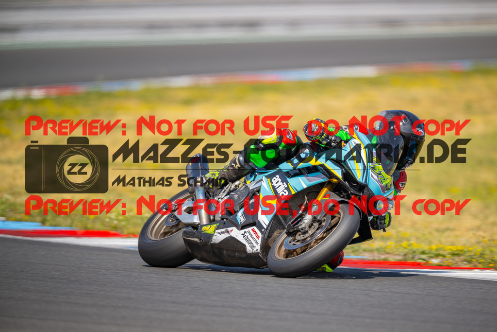 MaZZes-Fotomatrix-20260805-525697 | OPEN