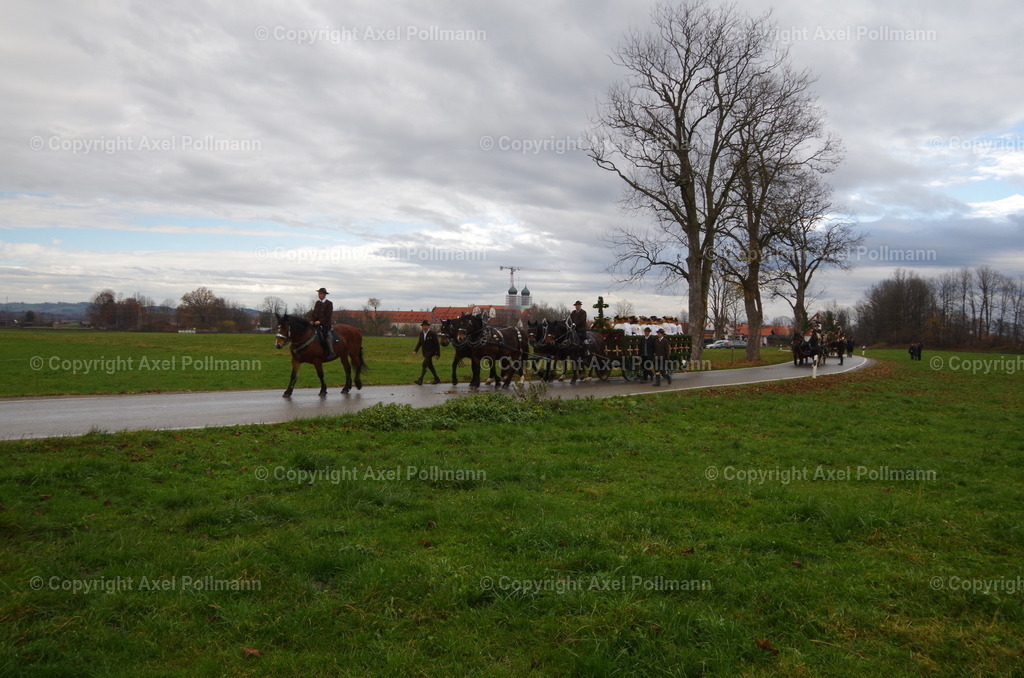 IMGP9756 | fotografiert von Axel PollmannLeonhardi Wallfahrt Benediktbeuern und Murnau, Fronleichnam, Fasching, Landschaft im Loisachtal und Benediktbeuern  - Realisiert mit Pictrs.com