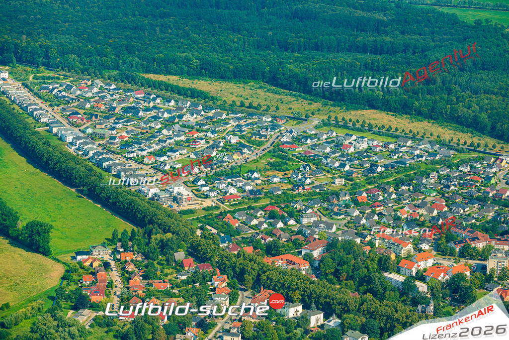 Luftbild der Stadt Bad Doberan - Das Luftbild wurde 2025 vom UL-Flugzeug heraus erstellt ( keine Drohnenaufnahme ) - Hochauflösende Luftaufnahme - für Wandbilder und großformatige Ausdrucke geeignet. Das besondere Geschenk!Hier alle&nbsp;Infos zur Lizenzierung der LuftaufnahmeWir fliegen auch dieses Jahr wieder in Ihre Region um Luftbilder zu erstellen.- Luftbild anfragen