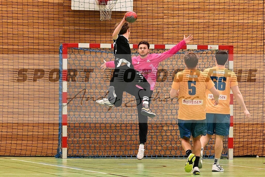 aaaDSC_5061 | Kaufen Sie Sportbilder im Onlineshop von Andy Scherrer Sportfotografie. Faszinierende Bilder von Sportevents aus der ganzen Schweiz. Fussball, Frauenfussball, Unihockey, Handball, Schwingen und weiteren Sportarten. - Realisiert mit Pictrs.com