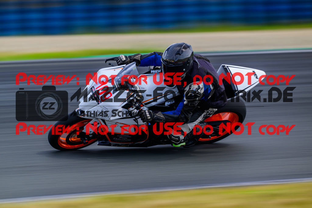 MaZZes_FotoMatrix_240725_6007705_1606 | ROT