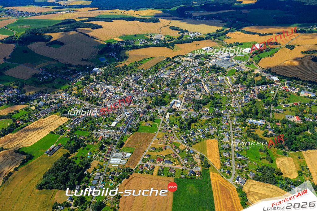 Die Luftaufnahme der Stadt Pausa wurde vom UL-Flugzeug heraus erstellt ( keine Drohne )- hohe Auflösung für beste Qualität