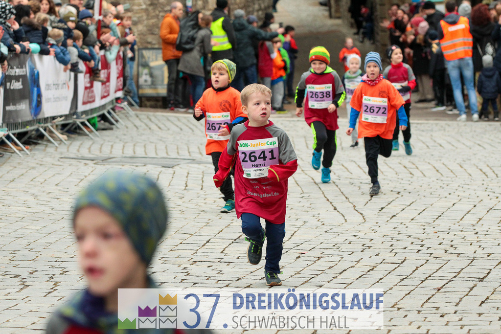 AOK JuniorCup 400m | 3Koenigslauf 2023 - Realisiert mit Pictrs.com