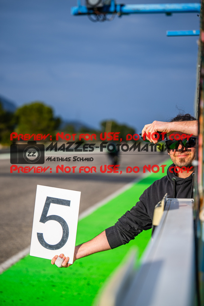 MaZZes_Fotomatrix_20260319_6021986_5563 | ENDURANCE