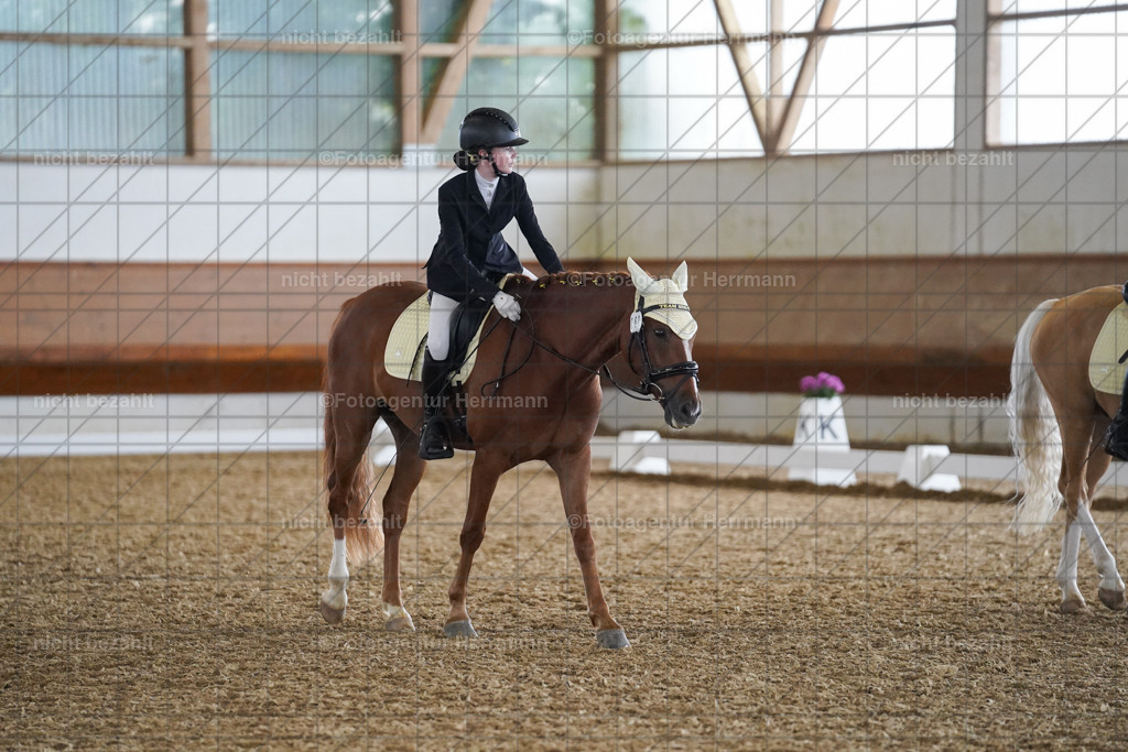 FAH09363 | Turnierbilder, Reitsportfotos, LAPO, Landesponyturnier, Turnierfotografen Bayern