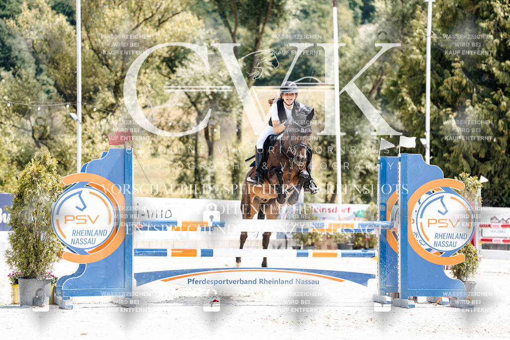 CK907553 | Turnierfotografie Pferdefotografie Trier Rheinland-Pfalz Pferdesport Reitsport Tierfotografie Sportfotografie Pferdevideo Pferdevideografie Equestrianvideography equestrianphotography  - Realisiert mit Pictrs.com