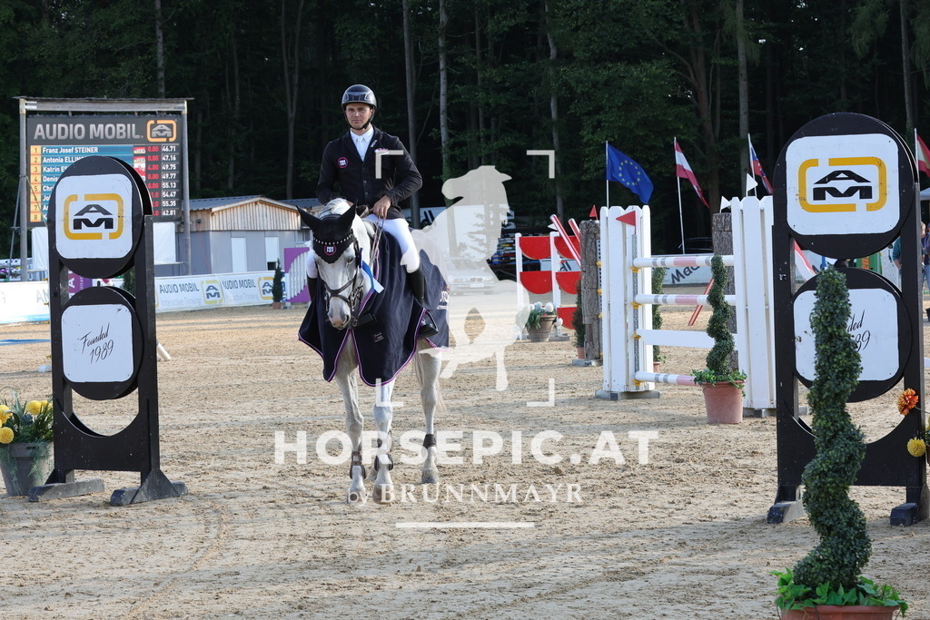 0P6A8362 | Willkommen bei Brunnmayr - Design & Fotografie – Ihrem Spezialisten für Reitturniere und Pferdeveranstaltungen in Oberösterreich, Salzburg und Bayern! Seit über 17 Jahren sind wir leidenschaftlich dabei.