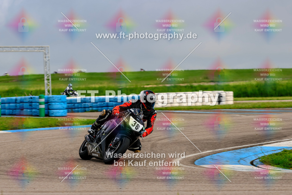 MotoTeam-8194 | Hier findet Ihr Bilder von Touristenfahrten auf der Nürburgring Nordschleife oder von anderen Veranstaltungen die ich besucht habe. Viel Spass beim Durch Schauen 