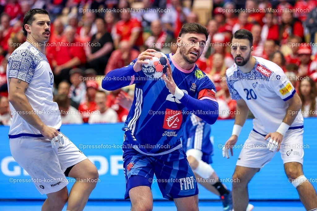 EHF24012601008 | 24.01.2026, Handball, Men's EHF EURO 2026, Frankreich - Portugal, Jyske Bank Boxen in Herning, Dänemark, Main Round:  Ludovic Fabregas (France #23)