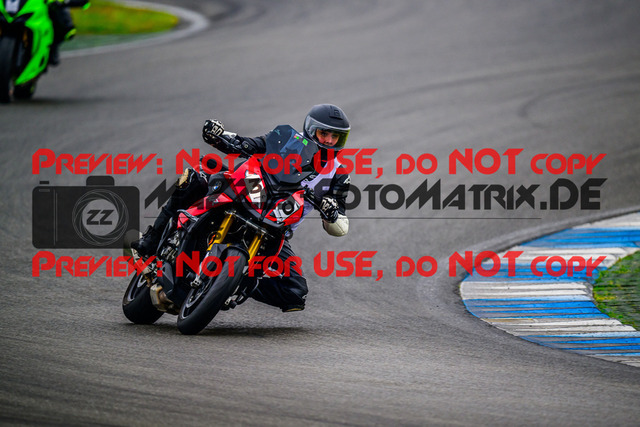 MaZZes_FotoMatrix_240614_6007705_3631 | INST