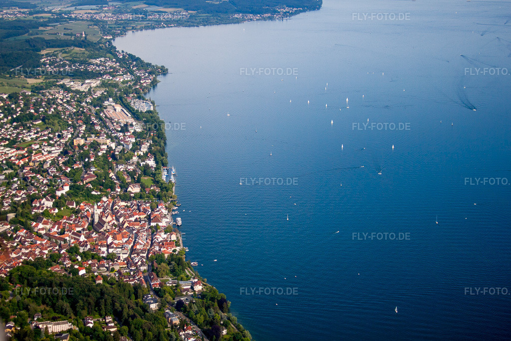 Luftbild: Stadtkern an den See- Uferbereichen des Bodensee in Überlingen im Bundesland Baden-Württemberg in Deutschland. Foto: IMG_57495.jpg vom 08.06.2013 durch Werner Riehm/FLY-FOTO.de