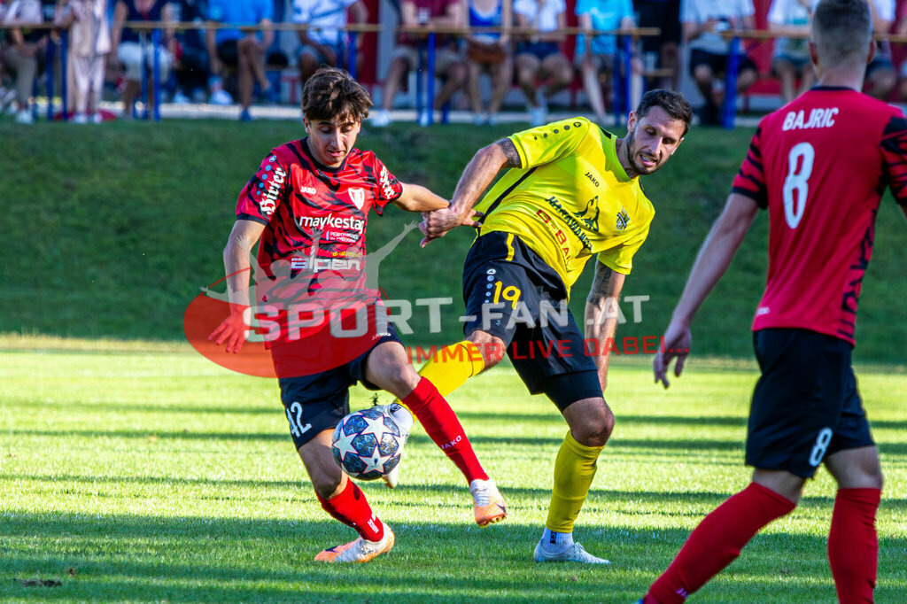 Kärntner Liga | Kärntner Liga ATUS Ferlach - ASKÖ Köttmannsdorf am 02.09.2023 in Ferlach
(Sportplatz), Austria, (Photo by Ernst Krawagner sport-fan.at) - Realisiert mit Pictrs.com