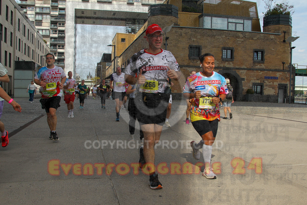 250920_1331_EV4_5922 | Sportfotografie im Rhein-Sieg Kreis, Köln, Bonn, NRW, Rheinland Pfalz, Hessen, etc. Unser Tätigkeitsfeld umfasst den Laufsport vom Volkslauf über den Marathon, Duathlon, Triathon bis zum Ultralauf wie Kölnpfad Ultra oder Schindertrail.