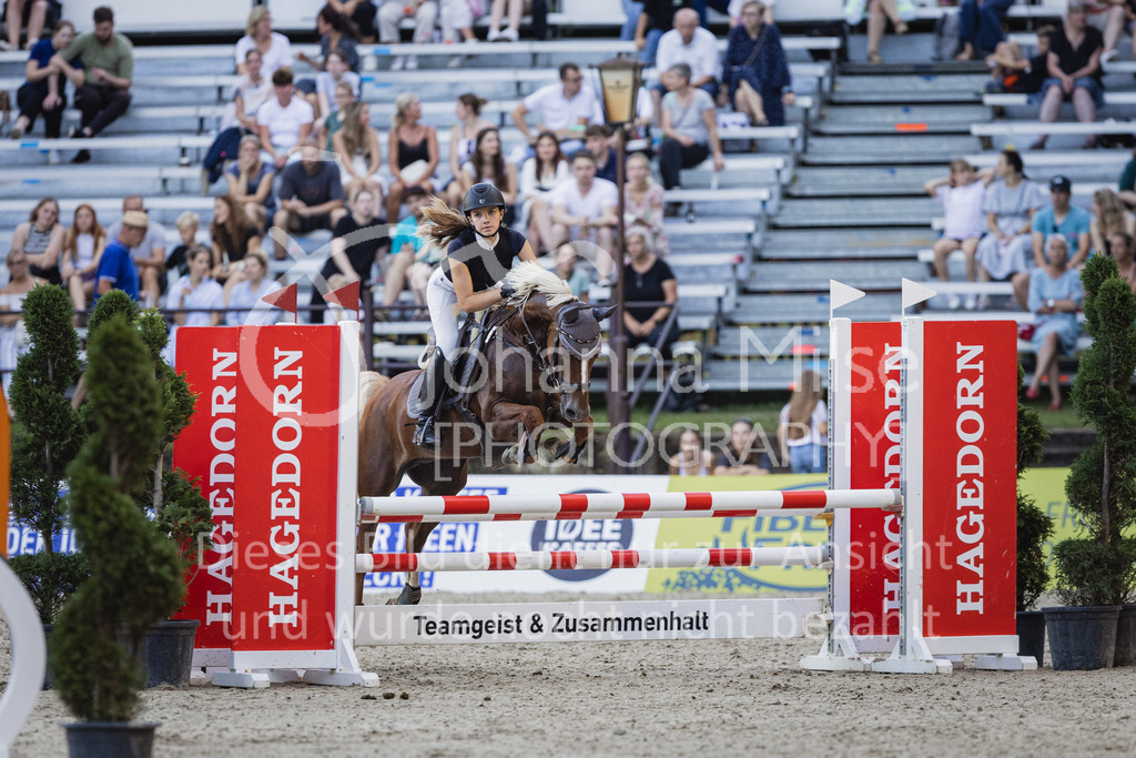 230908_OWLCh_PonyTrophy-458 | Deine schönsten Turniermomente als professionelle Fotos! Entdecke hochwertige Pferdesport-Fotografie im Online-Shop. Jetzt Fotos finden & bestellen!